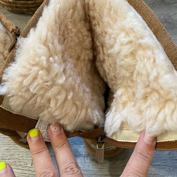 UGG Boots, Tan, Size 4 - Picture 10 of 11